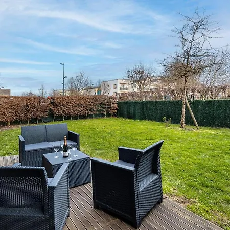Chez Stephane & Sophie - 10min Disneyland, Free Parking, Big Garden Appartamento *